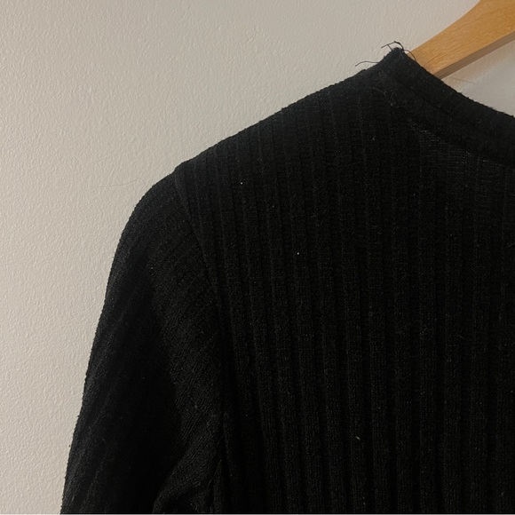 Black dress🖤 - Picture 4 of 5